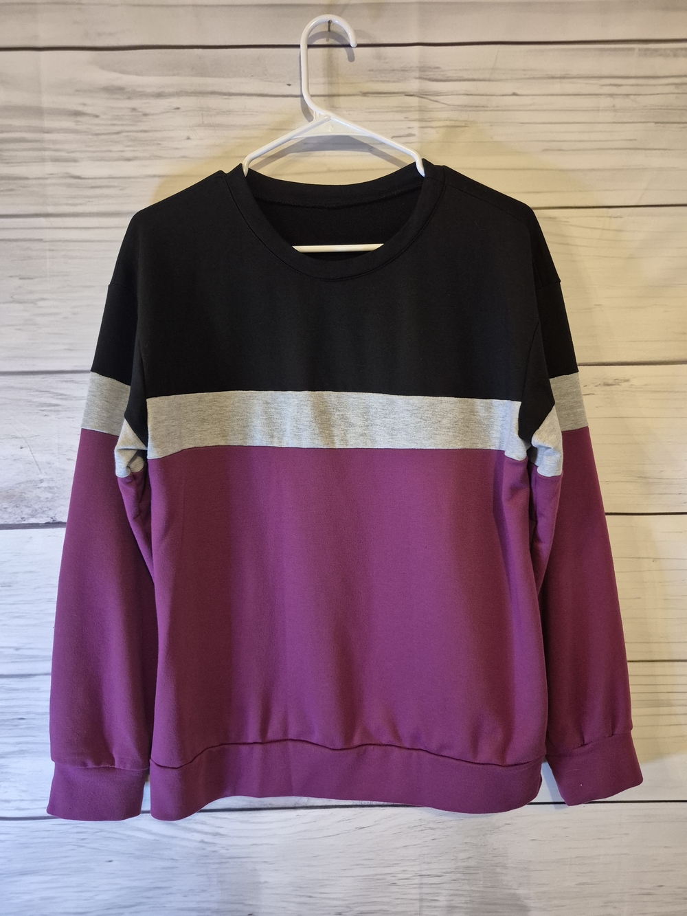 Colorblock Slightly Oversized Crewneck Sweater in Black, Gray & Plum